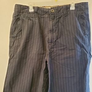 Men 36 American Eagle Outfitters Navy Blue stripped Longer Length shorts
